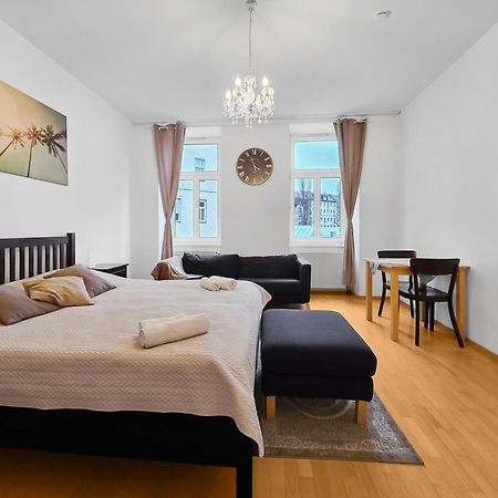 Three King-Size Beds, Three Bedrooms Wien Eksteriør bilde