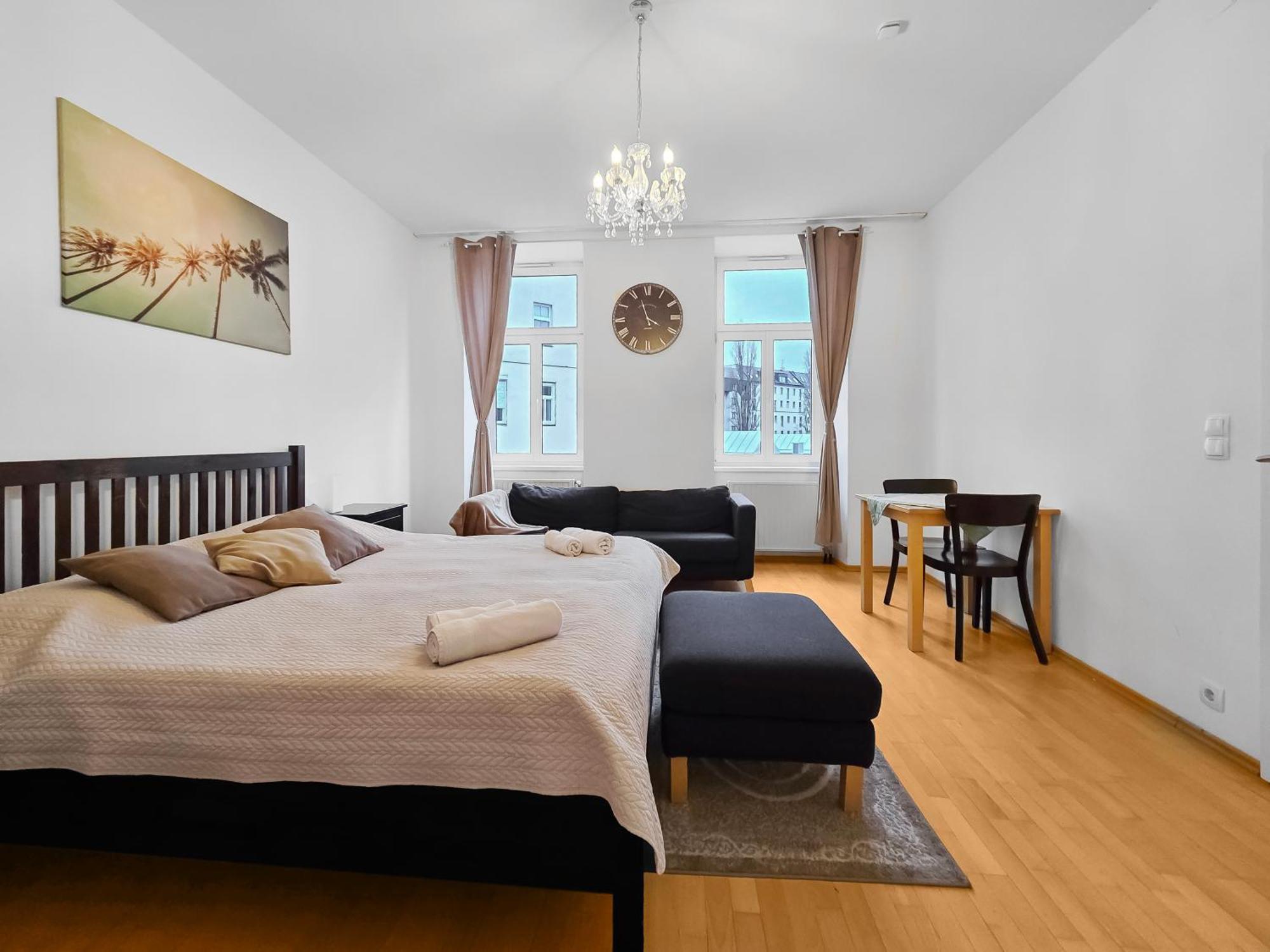 Three King-Size Beds, Three Bedrooms Wien Eksteriør bilde